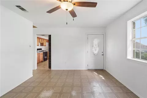 Living - 2220 34th St, Kenner, LA 70065 photo 1 of 3