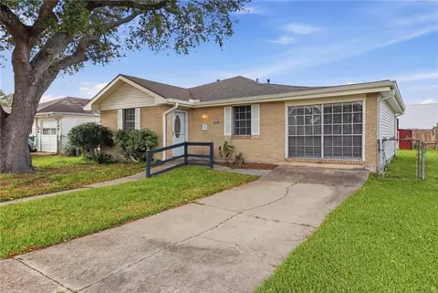 Exterior - 2220 34th St, Kenner, LA 70065 photo 2 of 3