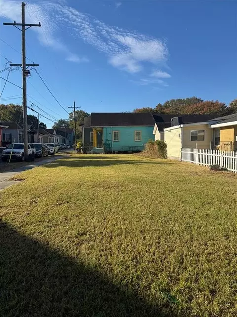 3628 St Claude Ave, New Orleans, LA 70117