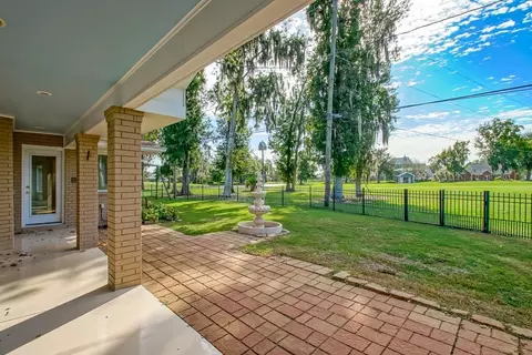 Exterior - 8 Cathy Dr, Luling, LA 70070 photo 2 of 5