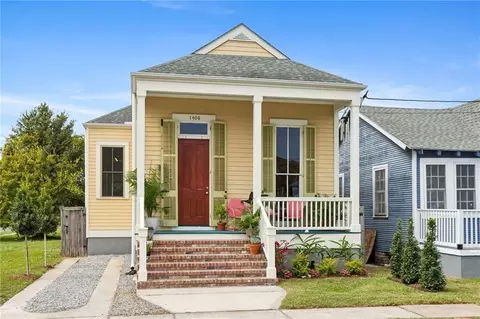 1406 Clouet St, New Orleans, LA 70117