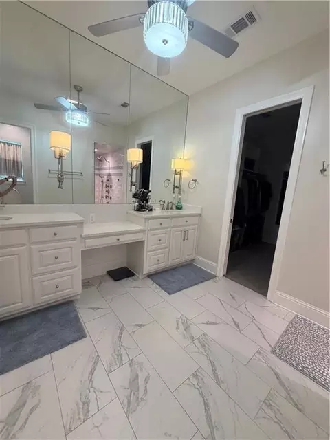 Bath - 1012 Ox Bow Ct, Covington, LA 70433 photo 6 of 6