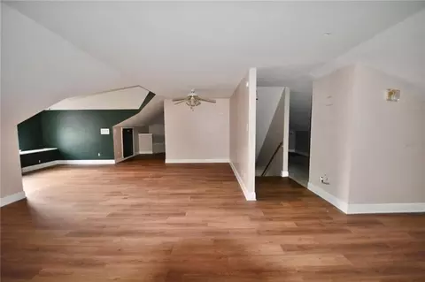 Living - 100 Devon Rd, Laplace, LA 70068 photo 4 of 4