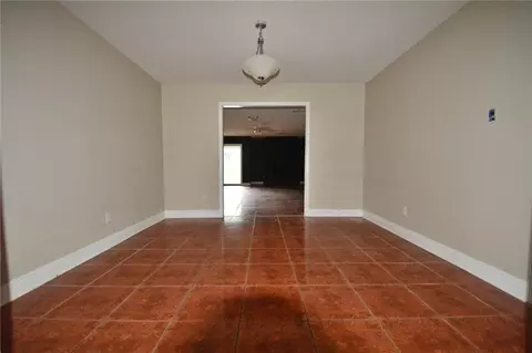 Living - 100 Devon Rd, Laplace, LA 70068 photo 3 of 4