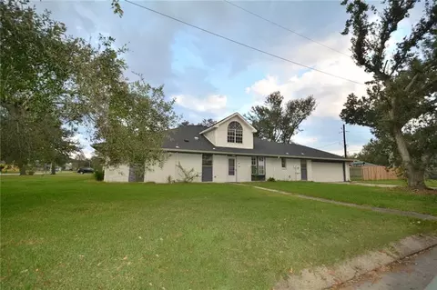 Exterior - 100 Devon Rd, Laplace, LA 70068 photo 3 of 3