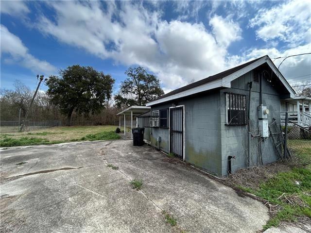 3500 Adrian St, New Orleans, LA 70130