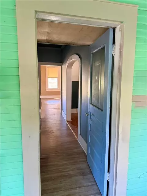 Entry Way - 408 Pershing Ave, Bunkie, LA 71322 photo 4 of 5