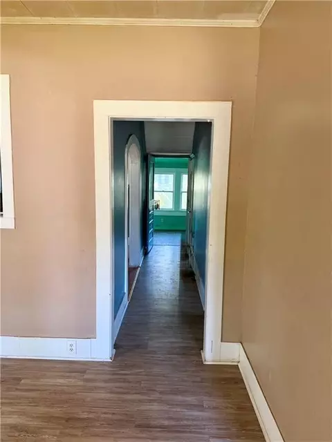 Entry Way - 408 Pershing Ave, Bunkie, LA 71322 photo 2 of 5