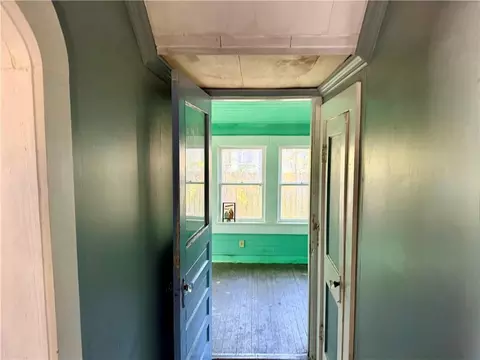 Entry Way - 408 Pershing Ave, Bunkie, LA 71322 photo 3 of 5