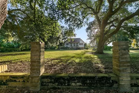 2020 Farragut St, New Orleans, LA 70114
