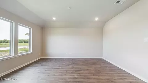 Living - 178 Colett Dr, Sunset, LA 70584 photo 4 of 5