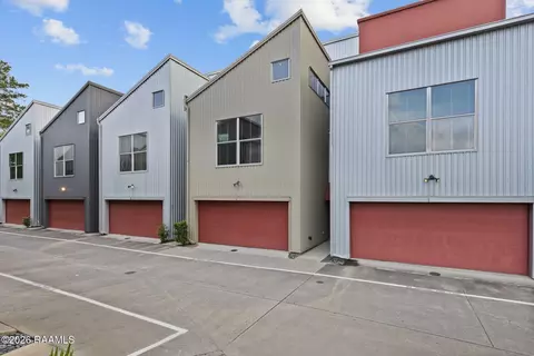 1201 S College Rd #2, Lafayette, LA 70503