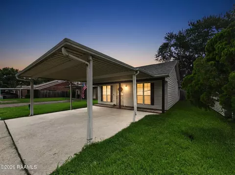 147 Gena Marie Dr, Lafayette, LA 70506
