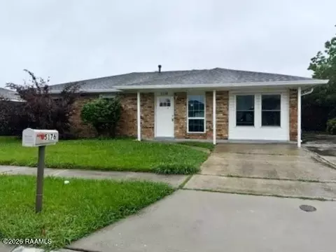 5176 Mount Revarb Dr, Marrero, LA 70072