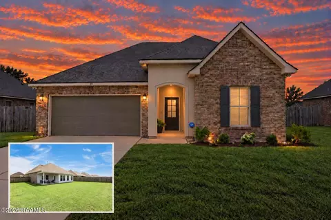 211 Saint Faith St, Youngsville, LA 70592