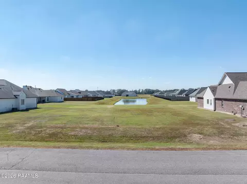 2313 Captain Row, Breaux Bridge, LA 70517