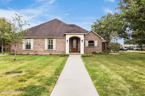 200 Riner Dr, Scott, LA 70583