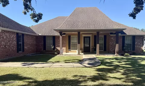 1023 Saddler St, Ville Platte, LA 70586