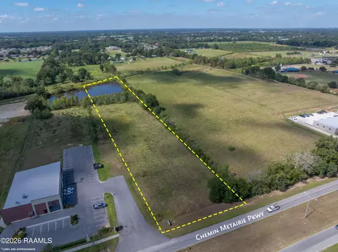 2010 Chemin Metairie Pkwy, Youngsville, LA 70592