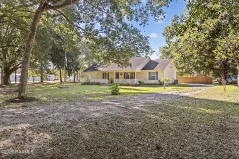 601 Rue Carnot, Carencro, LA 70520