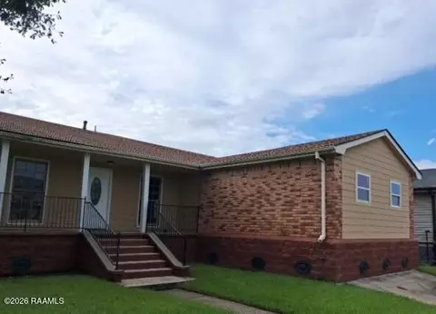3168 Sweet Gum Dr, Harvey, LA 70058