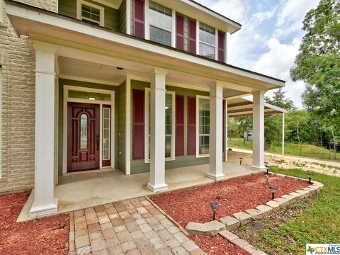 550 Rolling Oaks Dr, Luling, TX 78648 photo 1