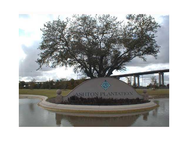 109 Lac Bistineau Ct, Luling, LA 70070 photo 1