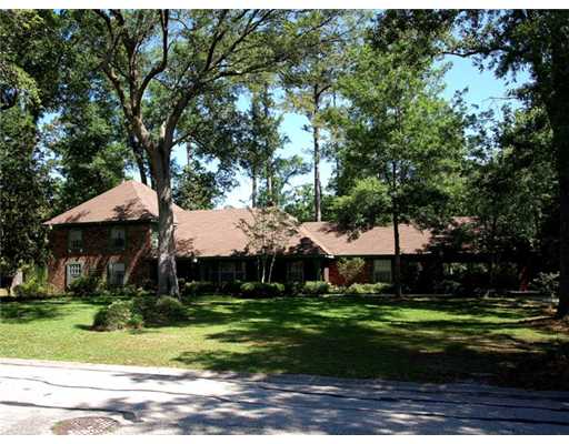 110 Riverwood Dr, Covington, LA 70433 photo 1