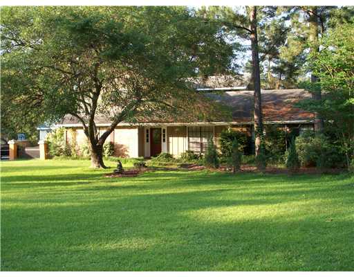 17 Downing Dr, Covington, LA 70433 photo 1