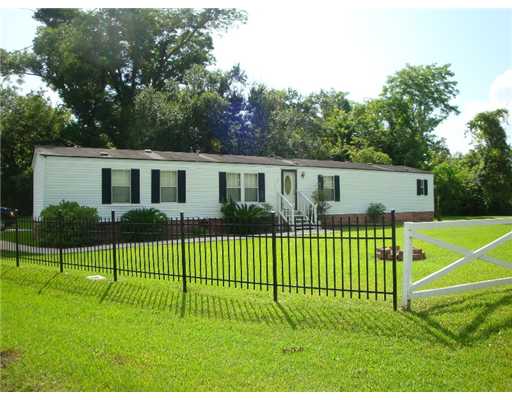 17955 River Rd, Hahnville, LA 70057 photo 1