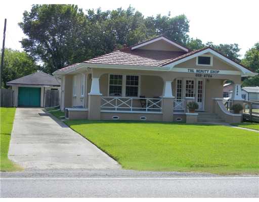 2484 Jean Lafitte Bl, Lafitte, LA 70067 photo 1