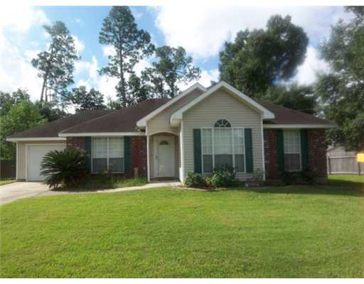 305 Robin Ln, Slidell, LA 70458 photo 1
