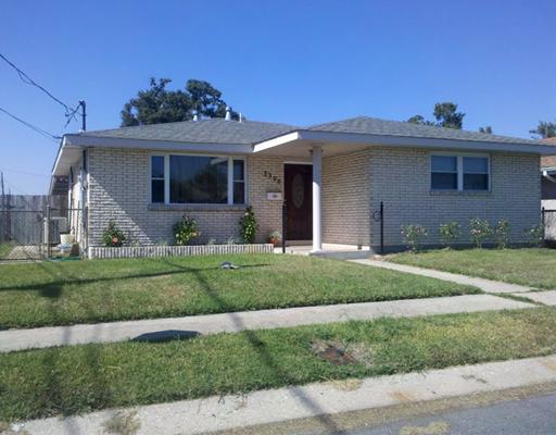 3300 Sinclair St, Chalmette, LA 70043 photo 1
