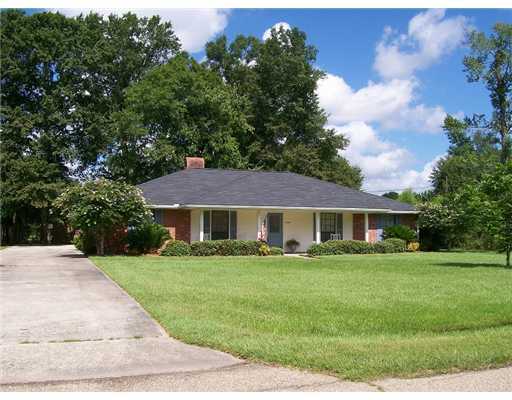 41129 Cuthell Dr, Hammond, LA 70403 photo 1