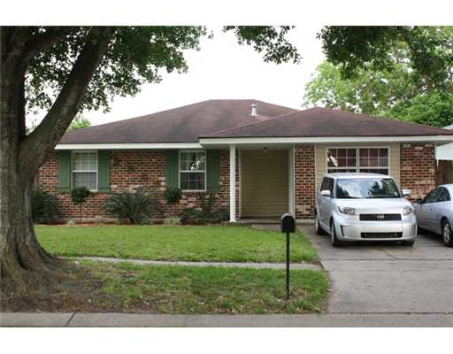 3252 Continental Dr, Kenner, LA 70065 photo 1