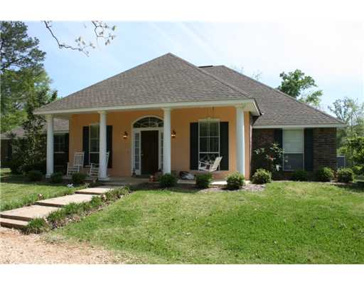 18038 Willie B Rd, Covington, LA 70435 photo 1