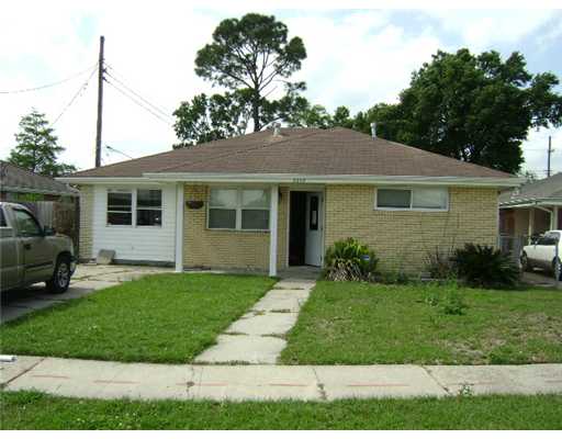 2012 Frances Ave, Violet, LA 70092 photo 1