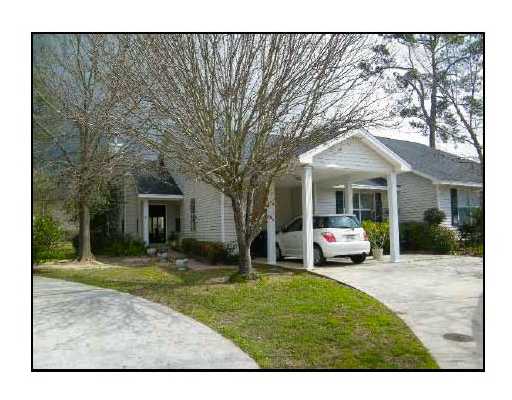 41 Tradewinds Ct 41, Mandeville, LA 70448 photo 1