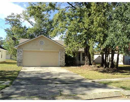 1402 Hillary Dr, Slidell, LA 70461 photo 1
