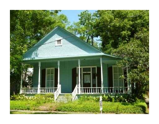 242 S Washington St, Covington, LA 70433 photo 1