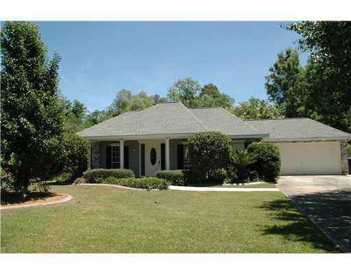 429 Colonial Ct, Mandeville, LA 70471 photo 1