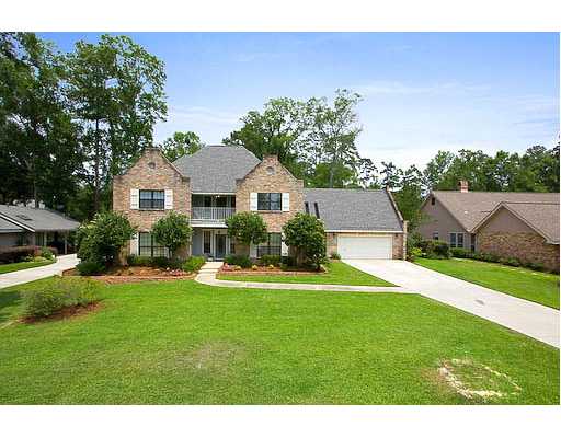 811 Bonfouca Ln, Mandeville, LA 70471 photo 1
