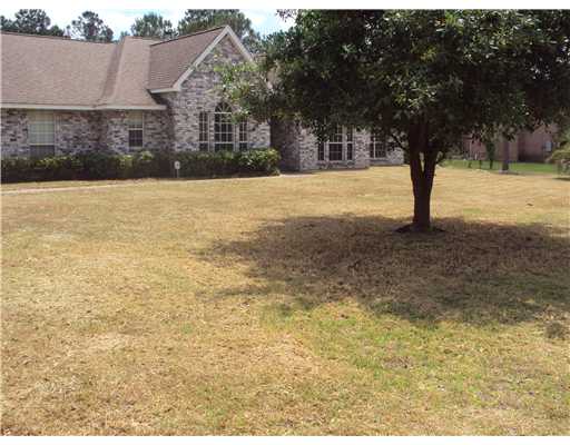100 Shamrock Rd, Slidell, LA 70461 photo 1