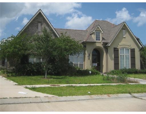 105 Lac Penchant Dr, Luling, LA 70070 photo 1