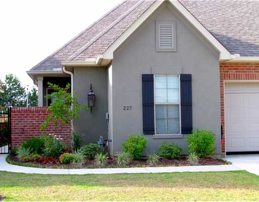 227 S Orchard Ln, Covington, LA 70433 photo 1
