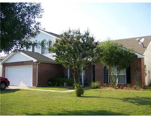 1420 Pinecrest Ln, Slidell, LA 70460 photo 1