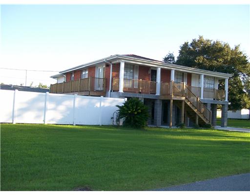 4965 Gloria Dr, Lafitte, LA 70067 photo 1