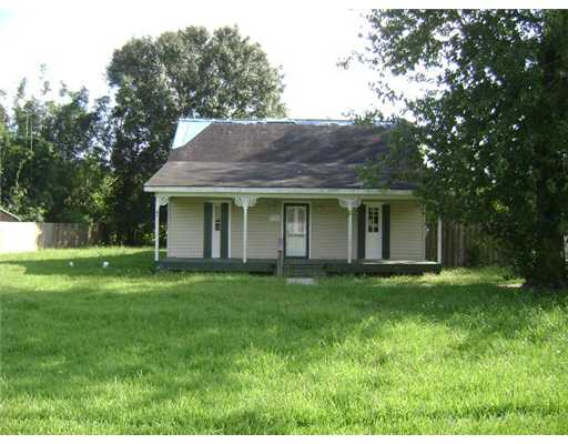 324 E 40th St, Cut Off, LA 70345 photo 1