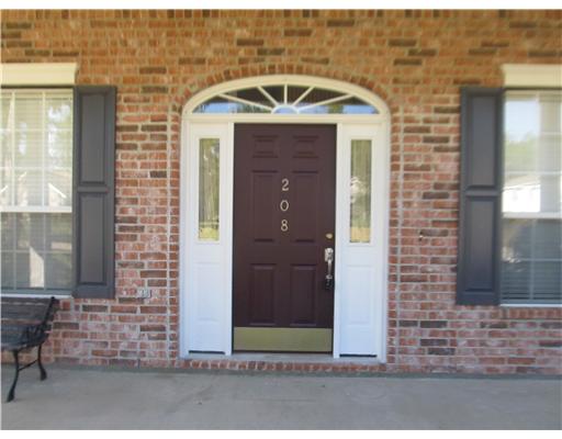 208 N Silvermaple Dr, Slidell, LA 70458 photo 1