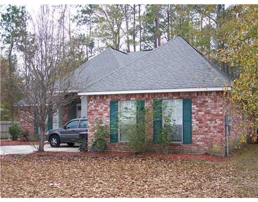 121 W Silver Maple Dr, Slidell, LA 70458 photo 1